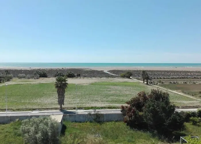 Deltaebro Piscina Lägenhet *