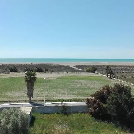 Deltaebro Piscina Apartment *